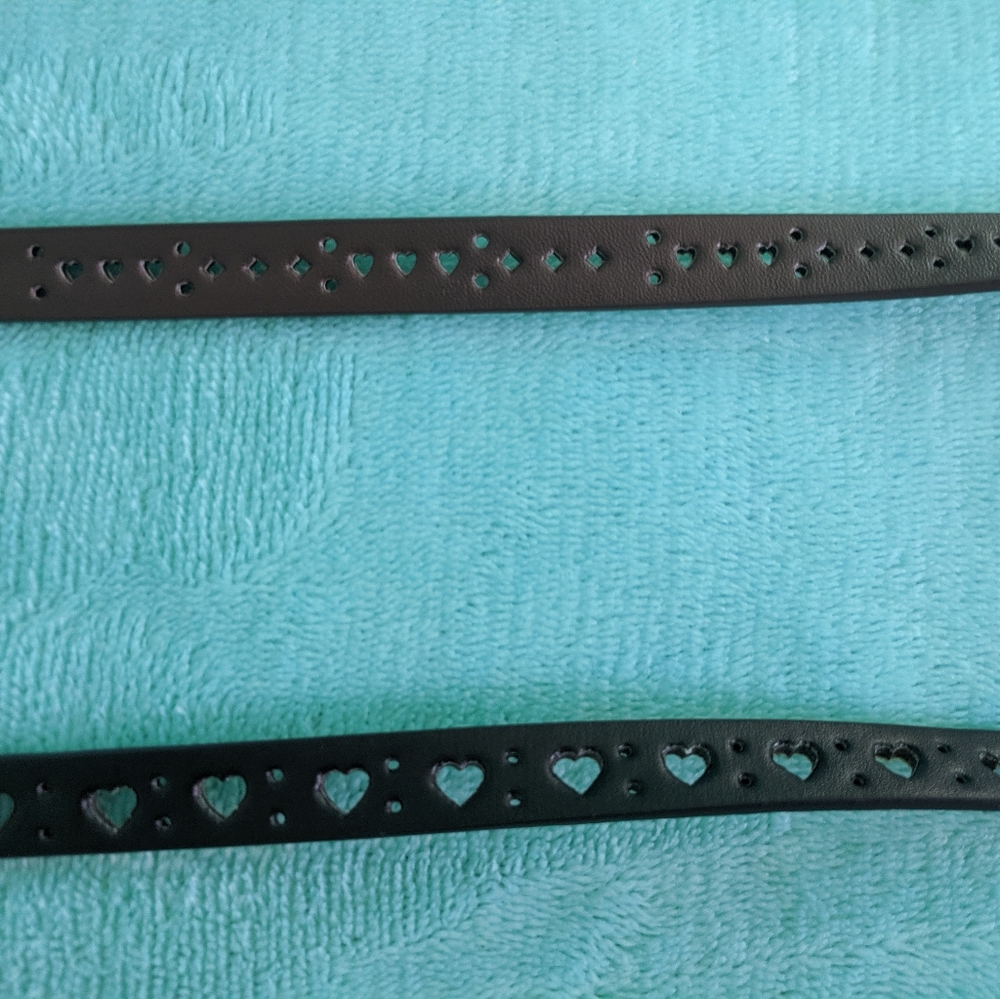 Belts - Picture 2 of 3